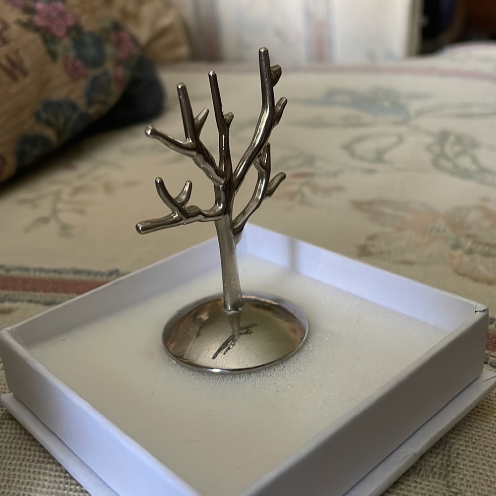 Silver ring tree for vintage jewelry - Picture 4 of 6